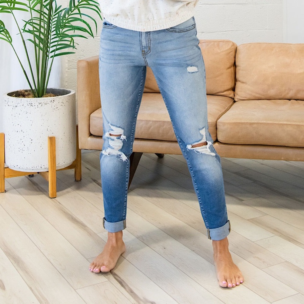 KANCAN SHAYLEE DISTRESSED BOYFRIEND JEANS